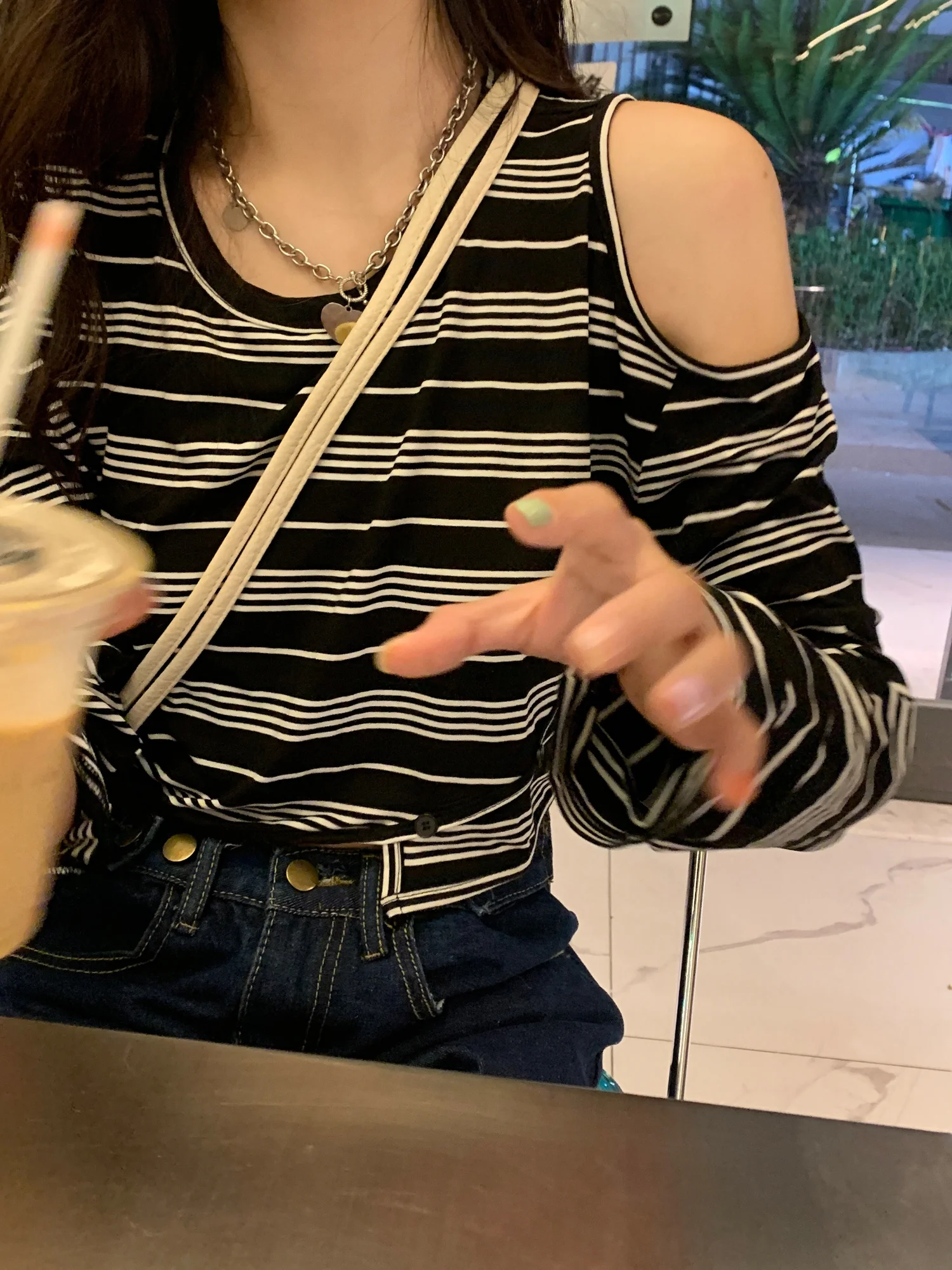 thumb