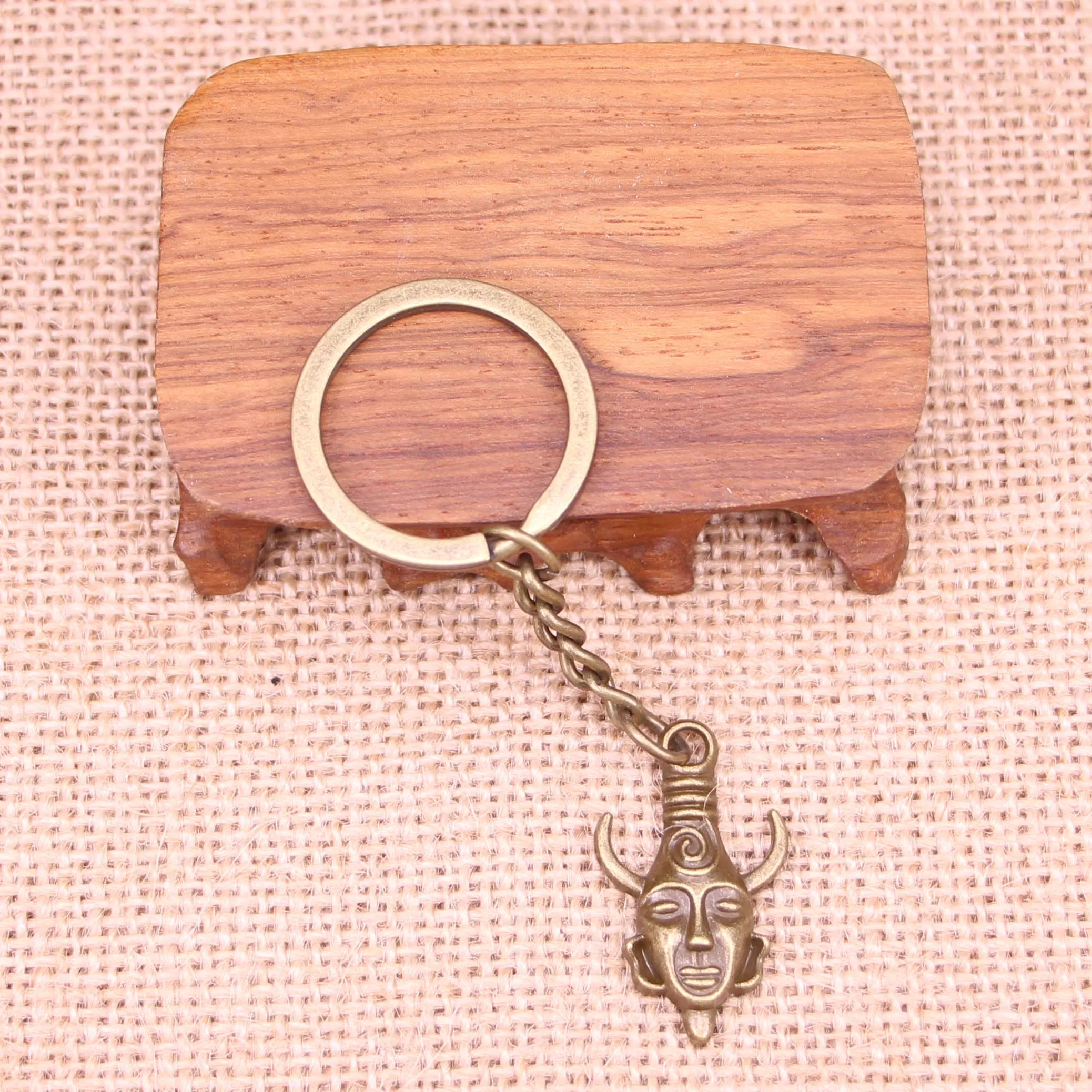 20 шт. новый модный брелок 32x19 мм Подвески Индиана для пожилых мужчин ювелирные