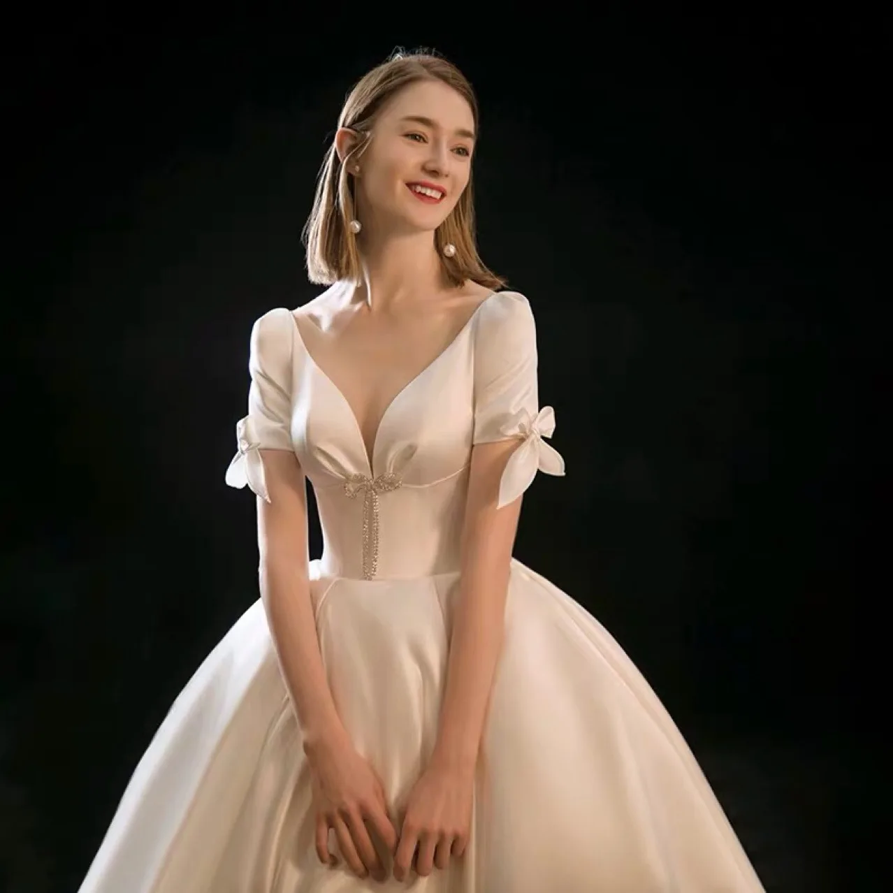 

2020 New Bridal Palace French Satin Wedding Dress Simple and Elegant Wedding Dresses Plus Size Wedding Gowns for Bride Mermaid