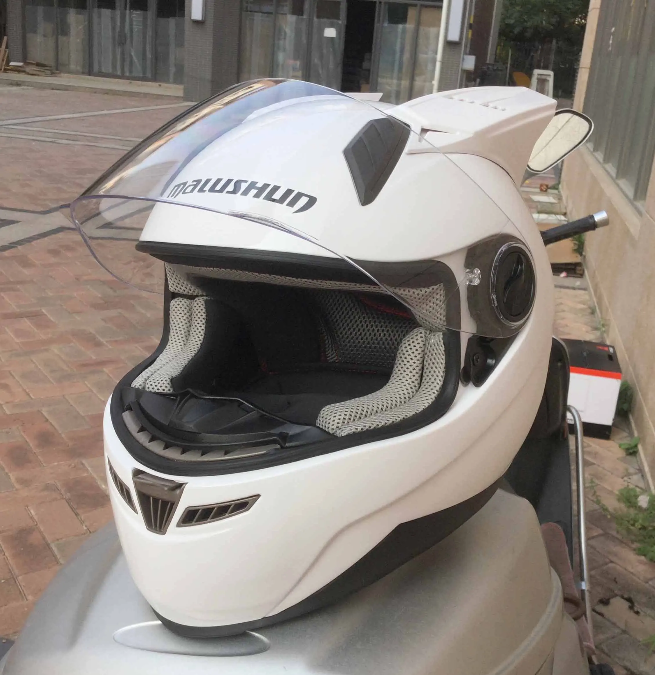 Мотоциклетный шлем безопасный на все лицо с одним козырьком для гонок |