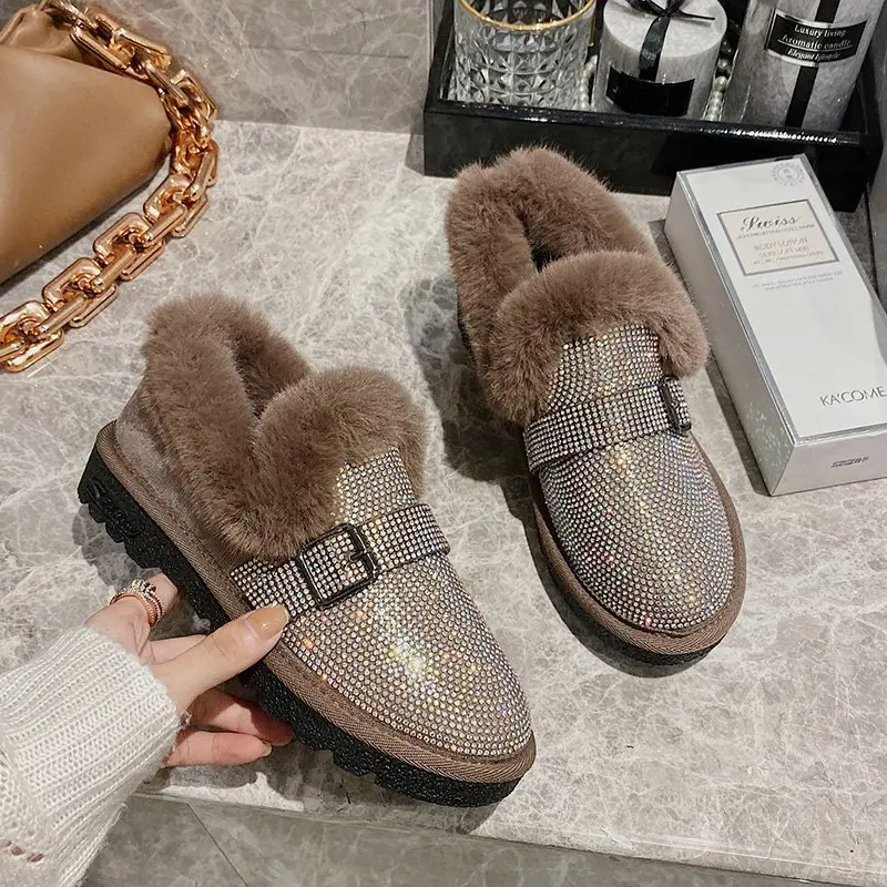 Блестящие женские ботинки с заклепками новые теплые плюшевые зимние на плоской