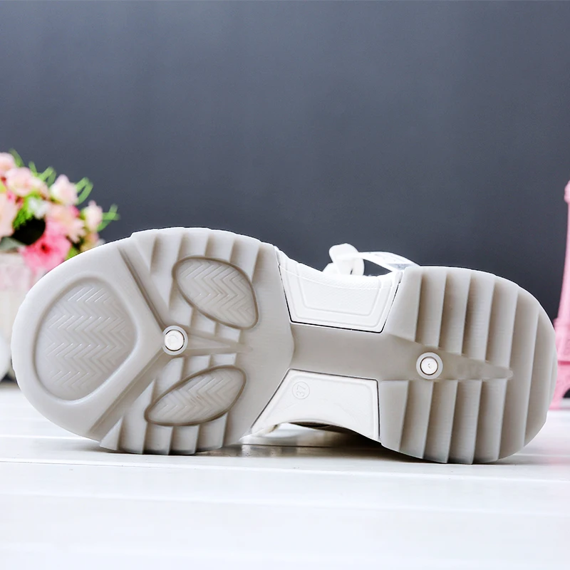 

Women's High-top Shoes Leather Platform Wear-resistant Non-slip Ladies Flat Shoes 35-40 Size Light Lace-up Women's Running Shoes