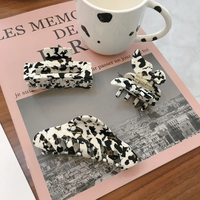 

Milk Cow Color Geometric Large Hair Claws Women Girls Vintage Hollow Acrylic Hairpins Acetate Hair Clips Crab Hair Accessories