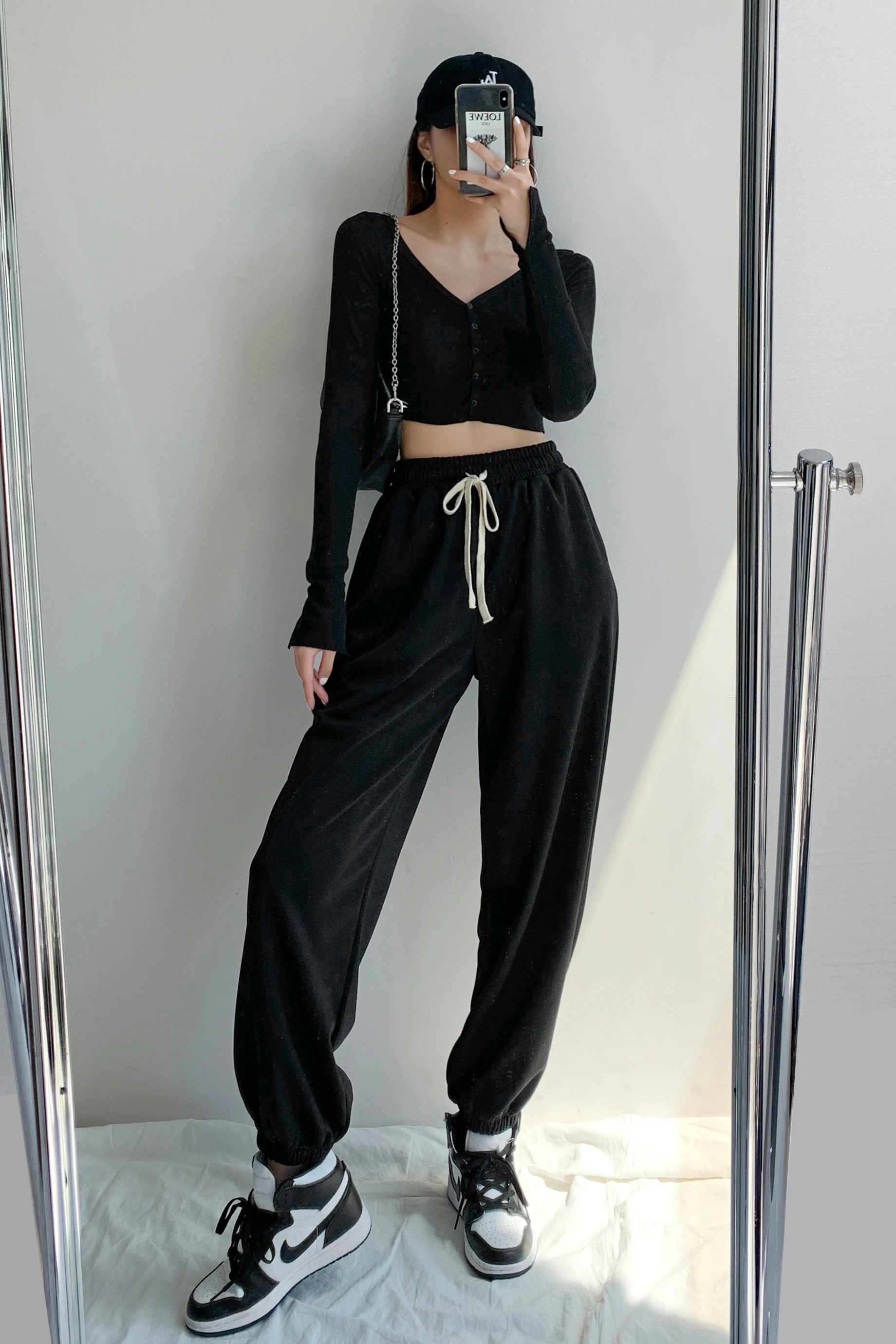 

Cool and loose Jazz Hip Hop sports pants with drawstring