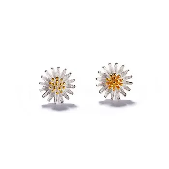 

S925 Sterling Silver Simple Small Fresh Daisy Earrings Female Sweet Temperament Sun Flower Ear Jewelry