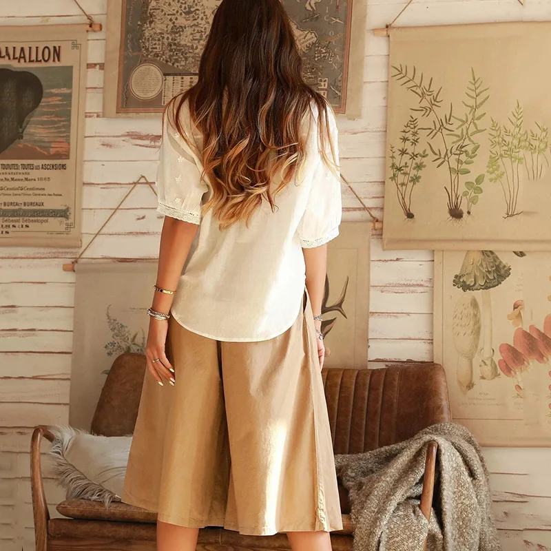 Женская Повседневная белая блузка с треугольным вырезом и коротким