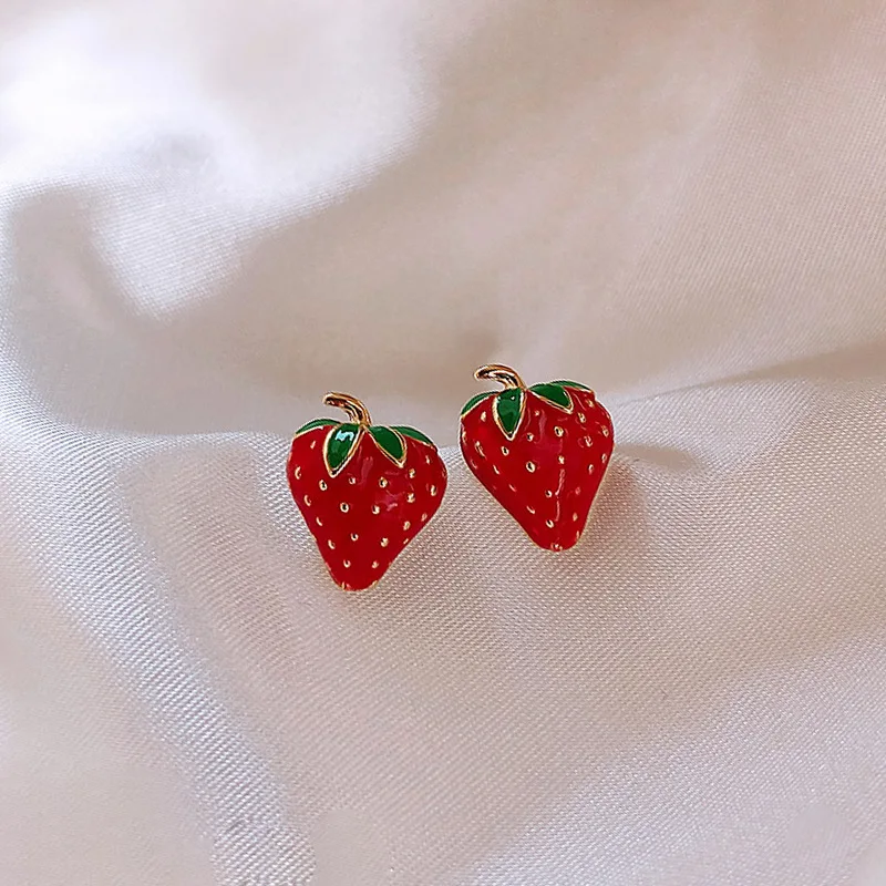 

S925 Silver Needle Girl Sense Cute Small Strawberry Net Red Wild Earrings Student Birthday Gift Accessories Crystal Earrings