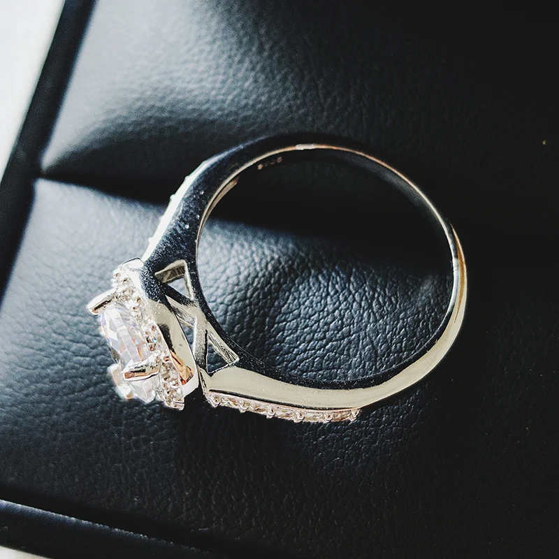 

Original Design 925 Sterling Silver Ring Engagement Wedding Ring For Women Water Drop Shape LR603AS