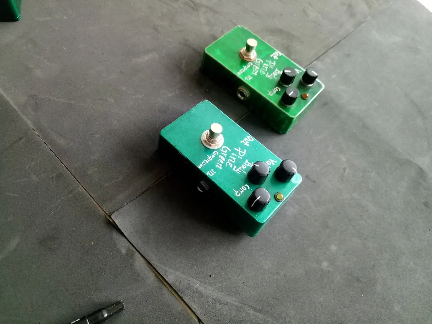 

Hand-made Ly-rock Compression Stompbox 1PCS