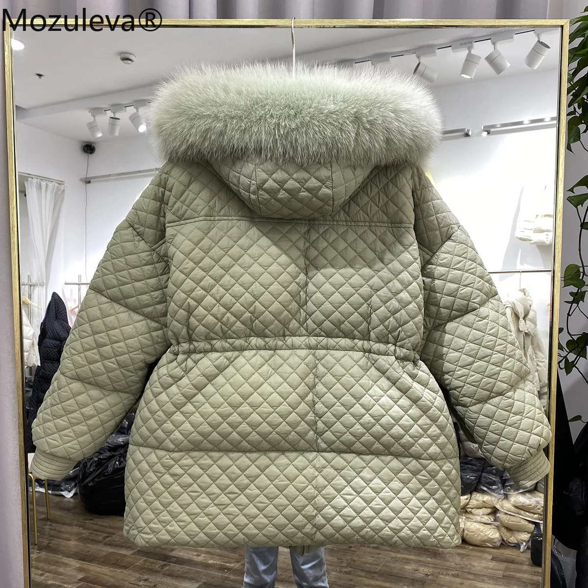 Пуховик женский короткий зимний свободного покроя с ромбовидным узором | Женская