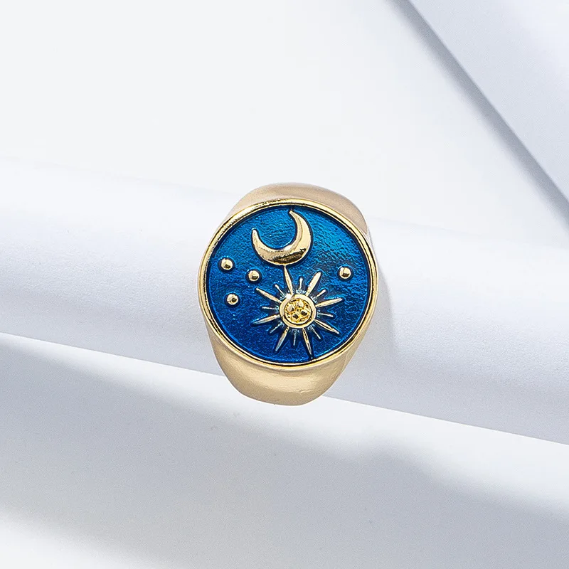 

New fashion Blue Starry Star Moon Sun Round Enamel Charm Rings For Women Girl Gold Color Alloy Finger Ring Vintage Jewelry Gift