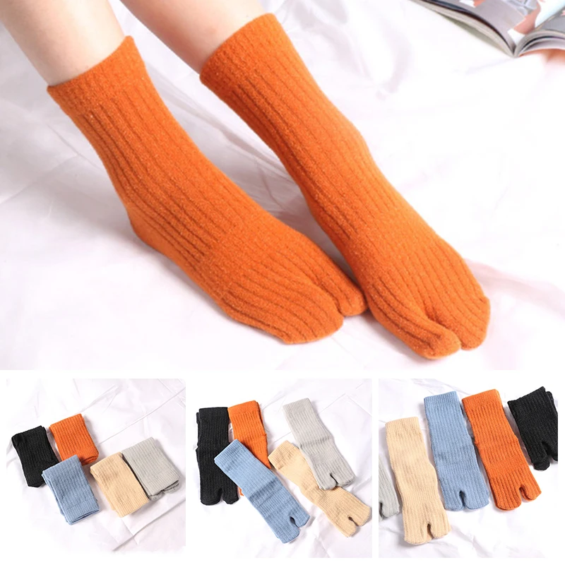 

Japanese Style Kimono Tabi Toe Socks Imitation mink plush Women Split Toe Socks Deodorant Separate Flip Flop Two Fingers