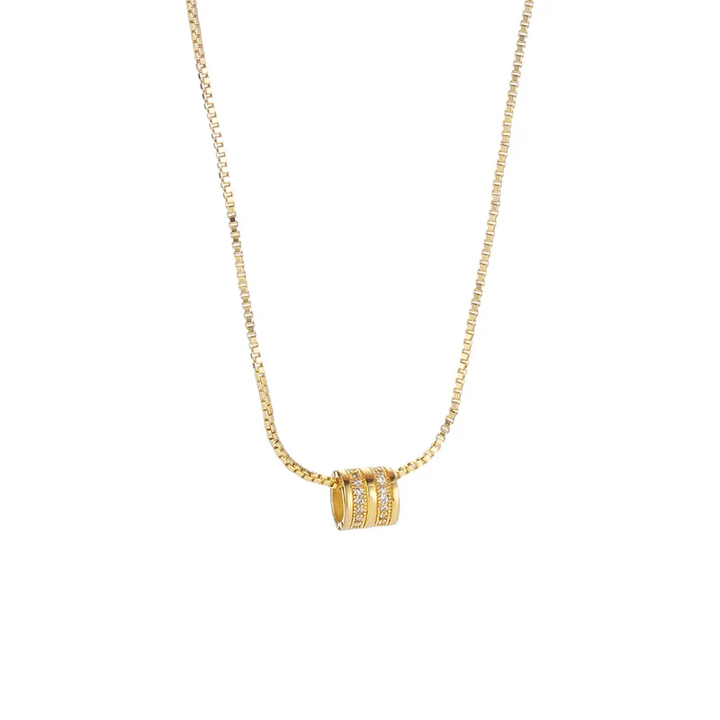 

QW hot fashion gold diamond Shell Necklace geometric temperament female clavicle chain pendant jewelry fashion in Japan