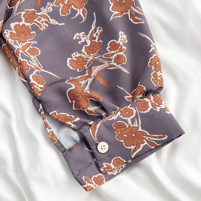

Street style retro floral turn-down collar buttoned loose chiffon long sleeve shirt