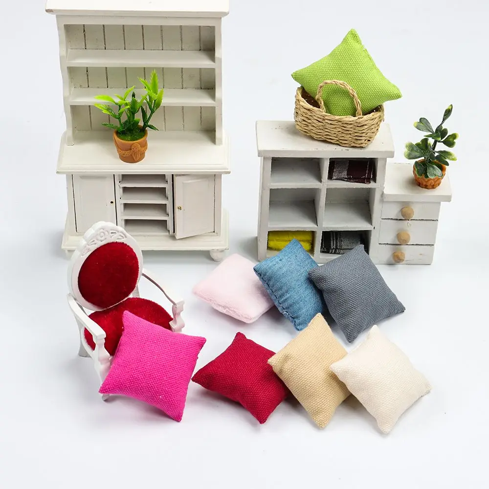 

2pcs Doll House Pillow Cushions For Sofa Couch Bed For For Doll house 1/12 Dollhouse Miniature Furniture Toys Mini Pillows