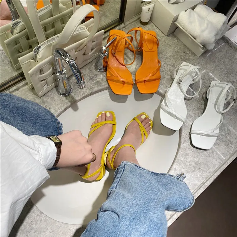 Сандалии 2020 новые модные римские женские туфли на среднем каблуке с квадратным