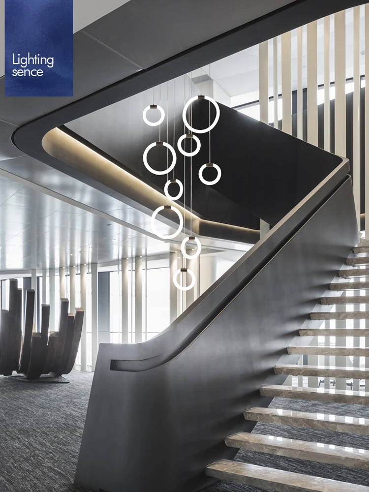 売却 天井ランプ,スパイラル階段,ロフト,ダイニングルーム,屋内,モダン,デュプレックス,リビングルーム用