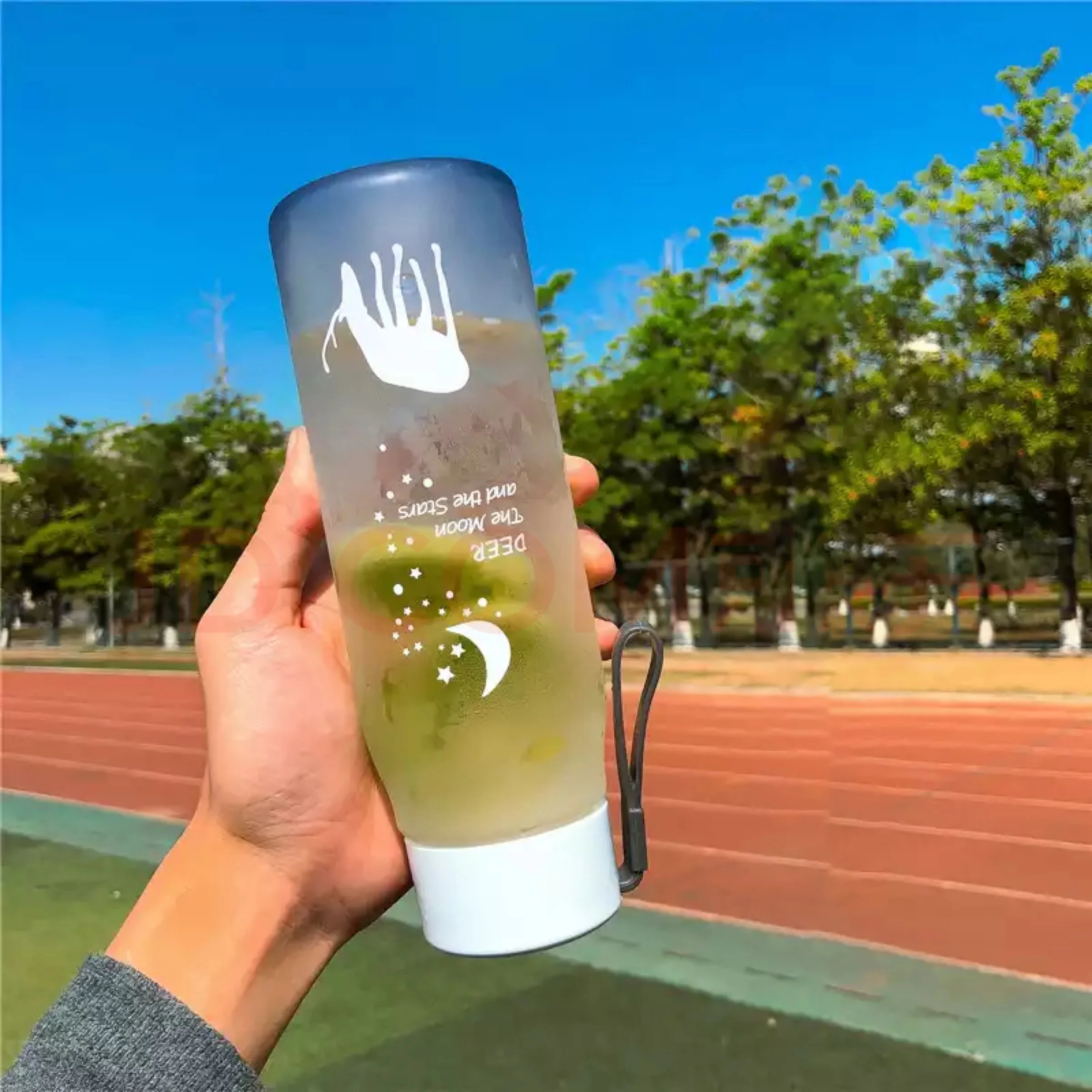 560 мл бутылки для воды Герметичная крышка тренажерного зала студентов