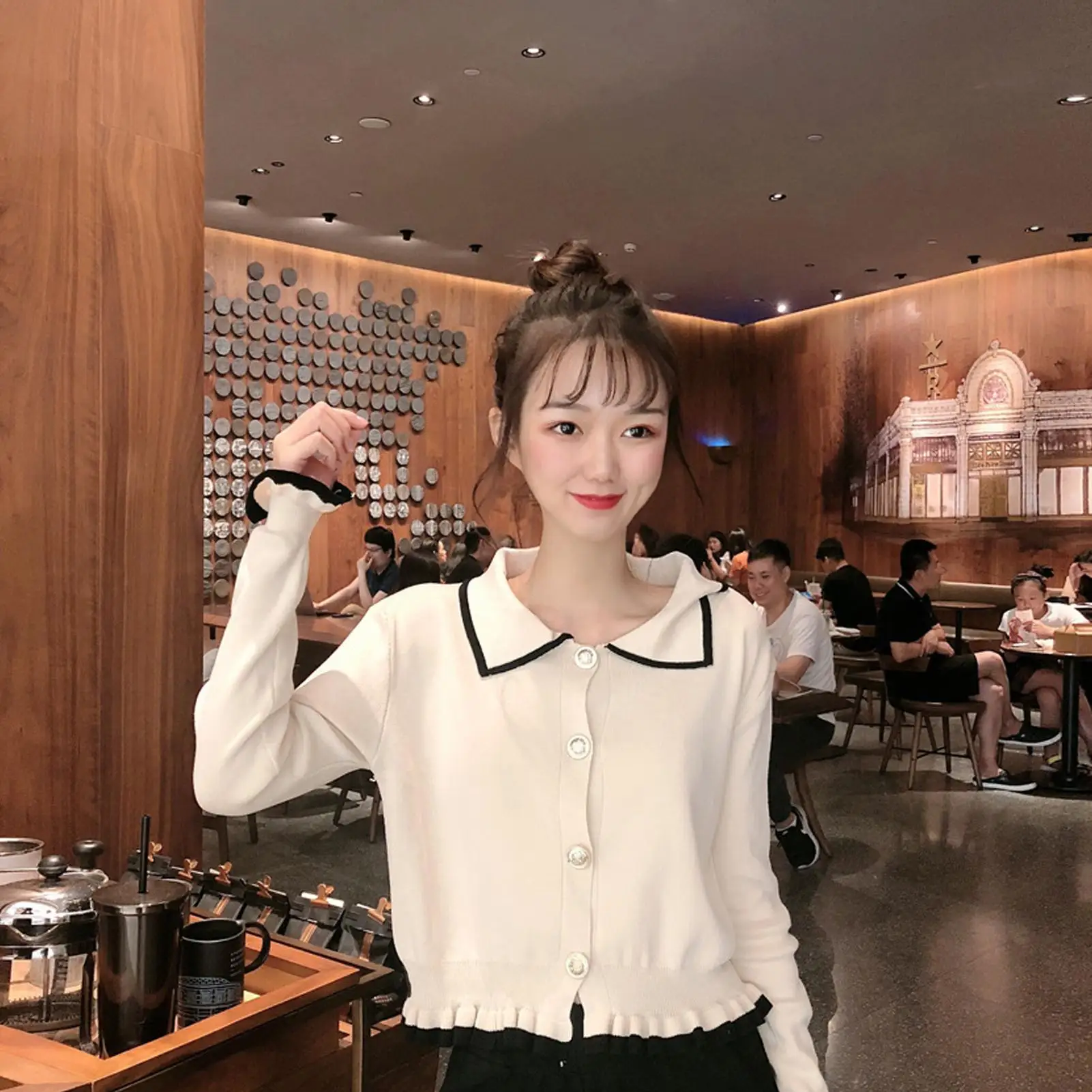 

Women Turn Down Collar Long Sleeve Knitted Blouse Buttons Ruffle Hem Cardigan