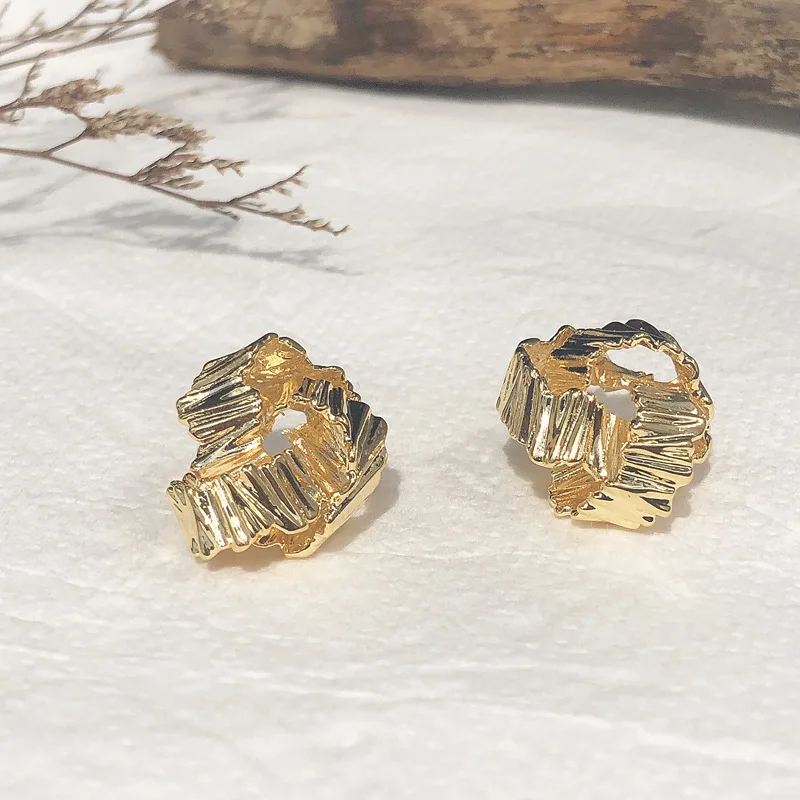 

DAVINI Geometric Irregular Earrings Stud Gold Silver Color Spitball Shape Chic Earrings For Women Gift Party Jewelry Gift MG339
