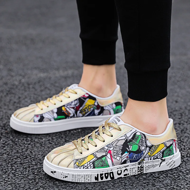Fashion Couple Shoes Graffiti Printed Glitter Sneakers Men Classic Shell Toe Shiny Golden Flats Hip hop Casual |