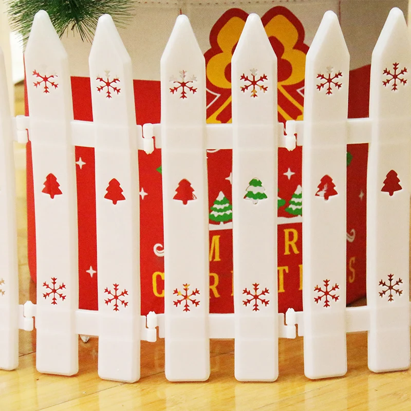 

Christmas Ornament Tree Package Fence White Stitchable Plastic Fence Folding Scene Decoration Supplies