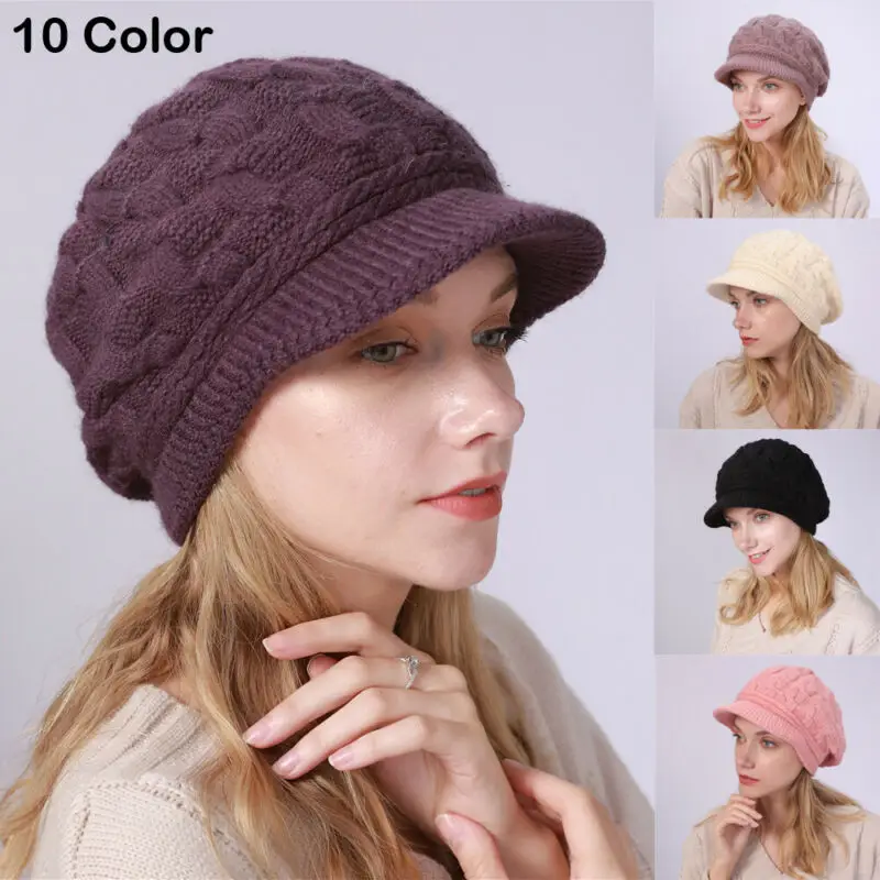 Шапка женская осенне-зимняя вязаная с козырьком | Аксессуары для одежды