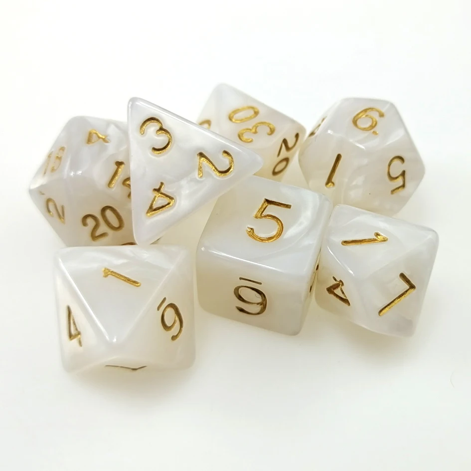 Набор костей для ролевых игр Nebula прозрачный с белыми вихревыми и фиолетовыми