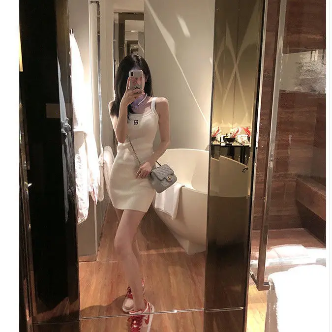 

Slim slim skirt small machine white knitted condole belt dress women's summer dress new