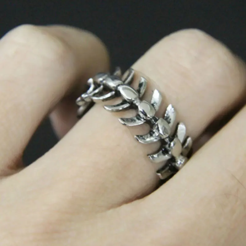 

Retro Popular Creative Rock Hip Hop Rings Fashion Simple Fish Bone Men Women Universal Ring Vintage Rings Stylish Jewelry