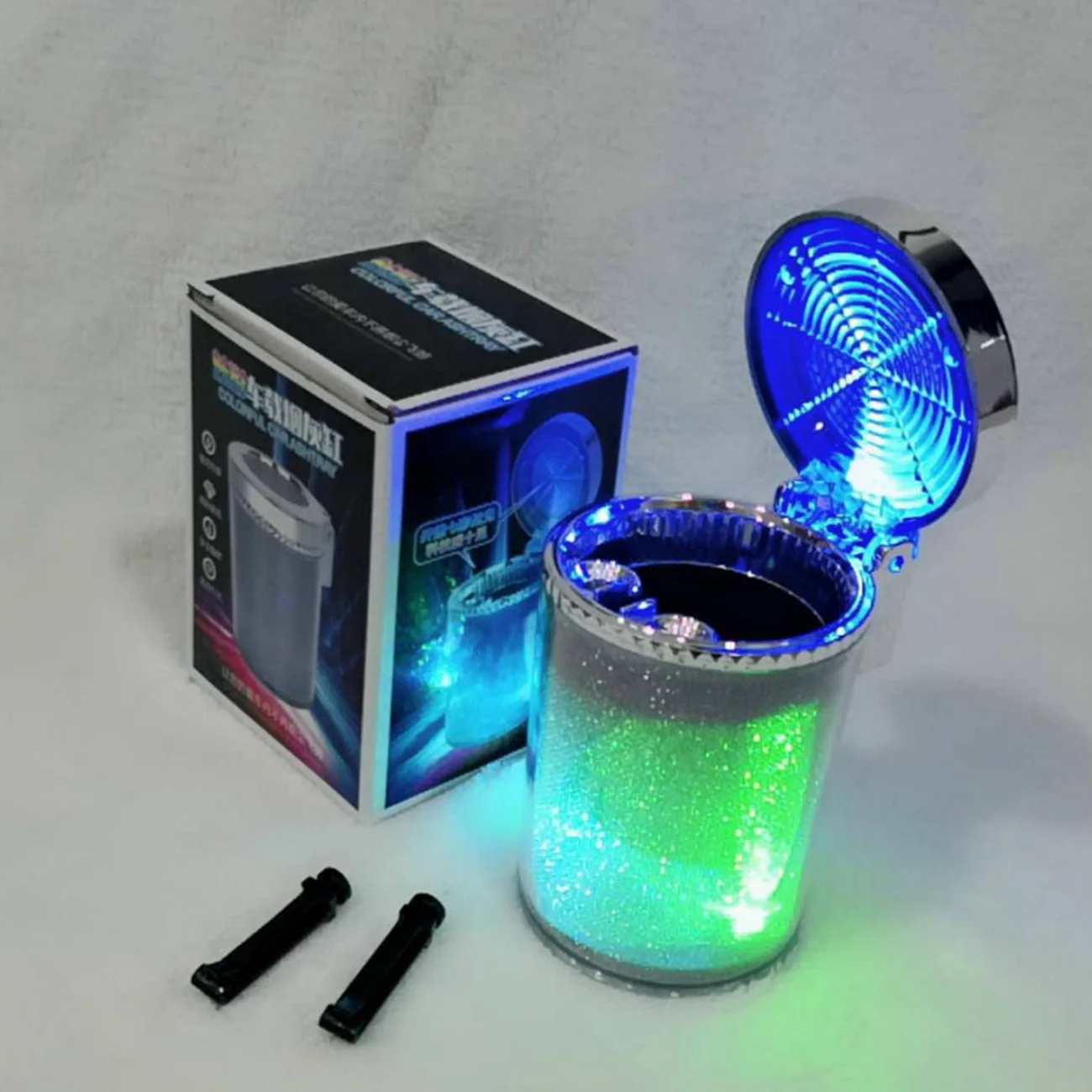 

Car Ashtray with Detachable Lid Creative Portable Ashtrays with LED Light Smokeless for Vehicle Home Office Car Supplies