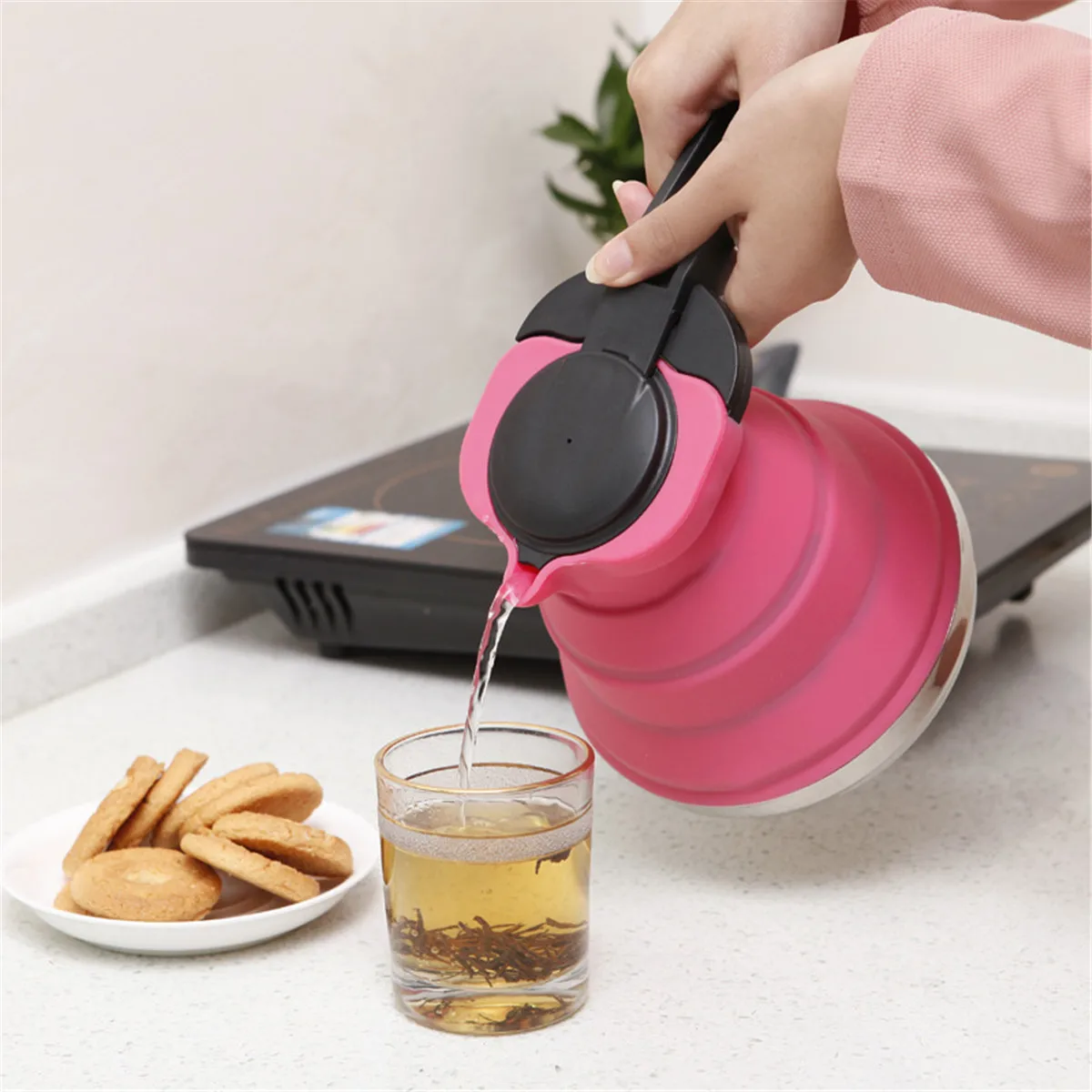 

New Portable Stainless Steel Silicone Collapsible Folding Water Kettle Outdoor Camping Travelling Hiking 1.5L Folding Tea Kettle