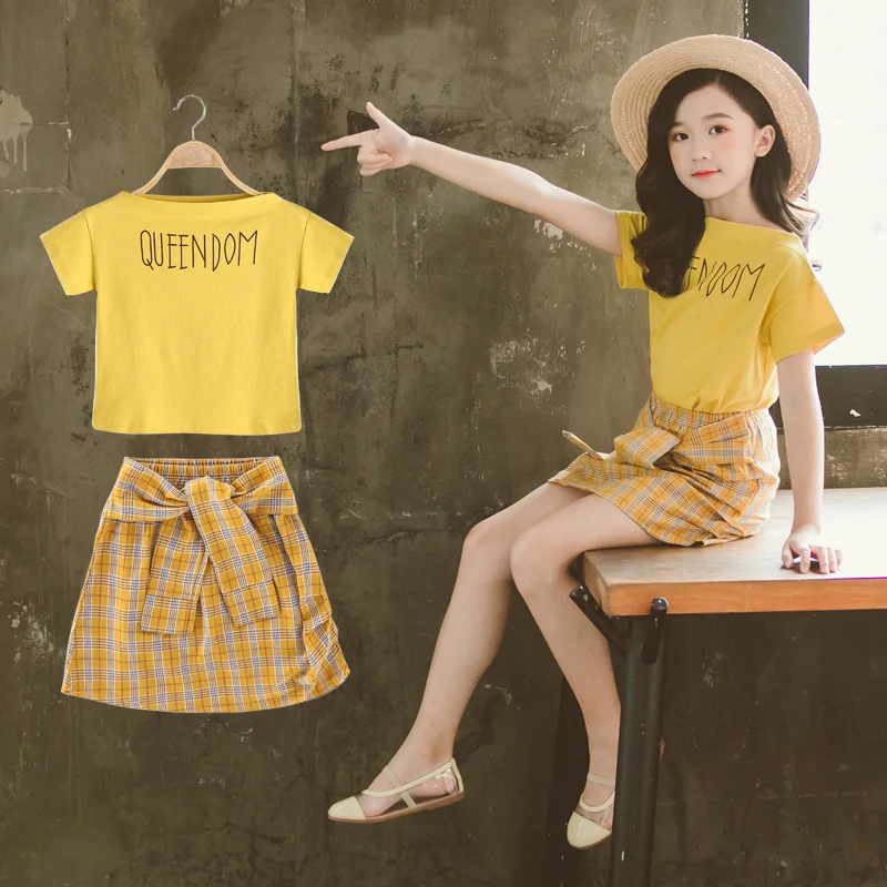 

Girls' suit summer 2021 new middle-aged children children's short-sleeved plaid short skirt two-piece suit