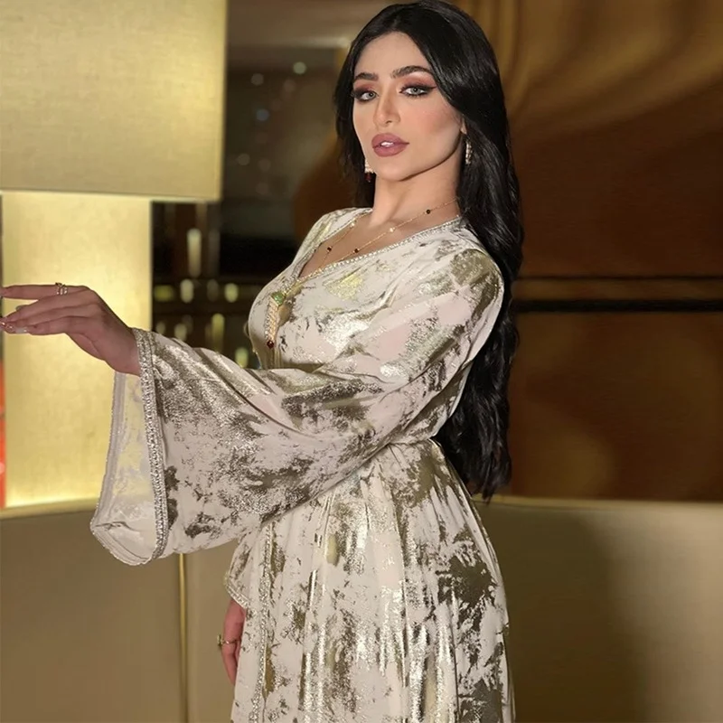 

Fashion Muslim Abaya Dress for Women Fall 2021 Europe and America Dubai Jalabiat Turkey Arabic Oman Moroccan Caftan White Golden