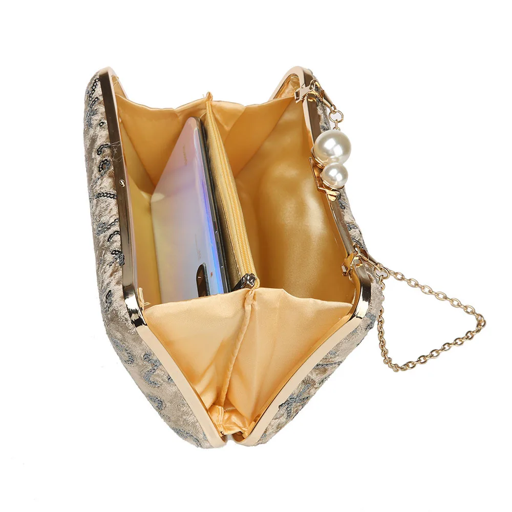 

New Fashion Sequin Bag Retro Banquet Hand Bag Dinner Bag Compartment Lady Bag Lady Bag Mobile Phone Bag Pearl Crossbody Bag