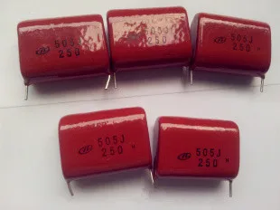 Новый и оригинальный 17 шт. Конденсатор CBB 505J 250V 505 5 мкФ 250V30MMor395J250V P = 30 мм 420V470UF 30X45MM |