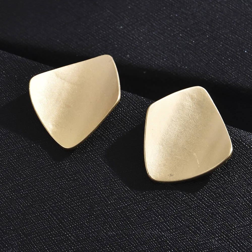 

Golden Matt Earrings Retro Exaggeration Irregular Women Earrings Female Personality All Match Jewelry 2021 Trend Accessories