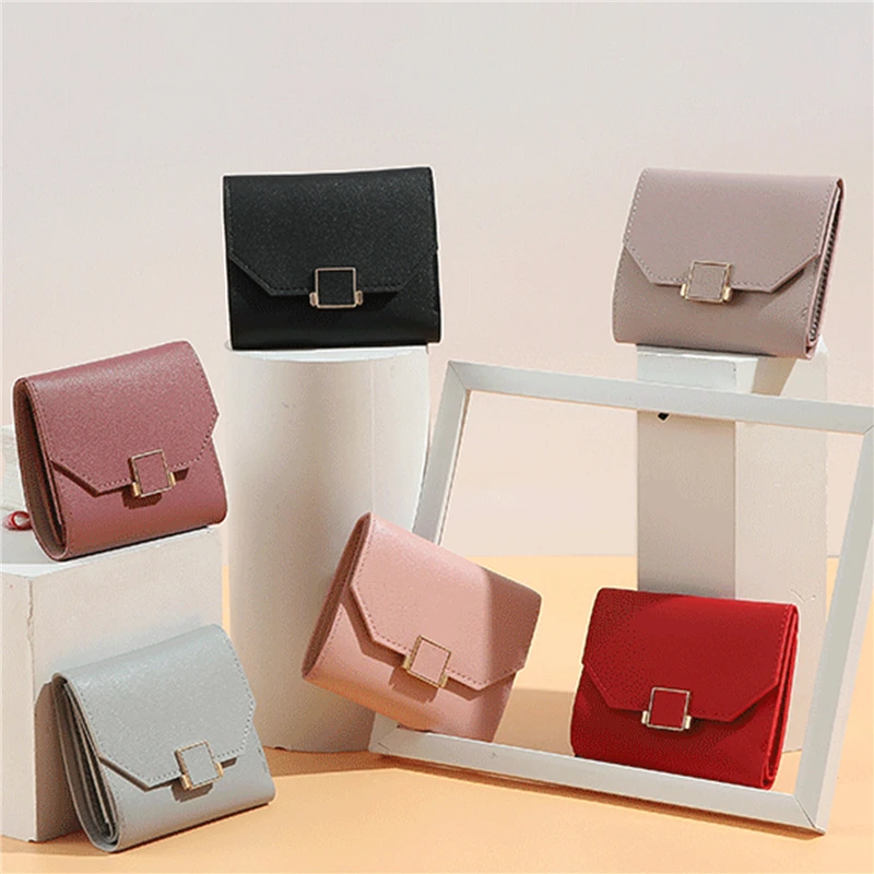 

Маленький квадратный кошелек из искусственной кожи для женщин, кредитница, сумочка для денег, повседневный Однотонный женский короткий кла...