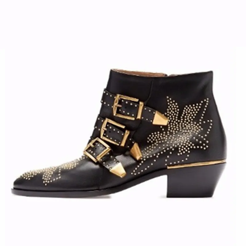 Женские ботильоны с заклепками и короткие из натуральной кожи пряжками обувь для
