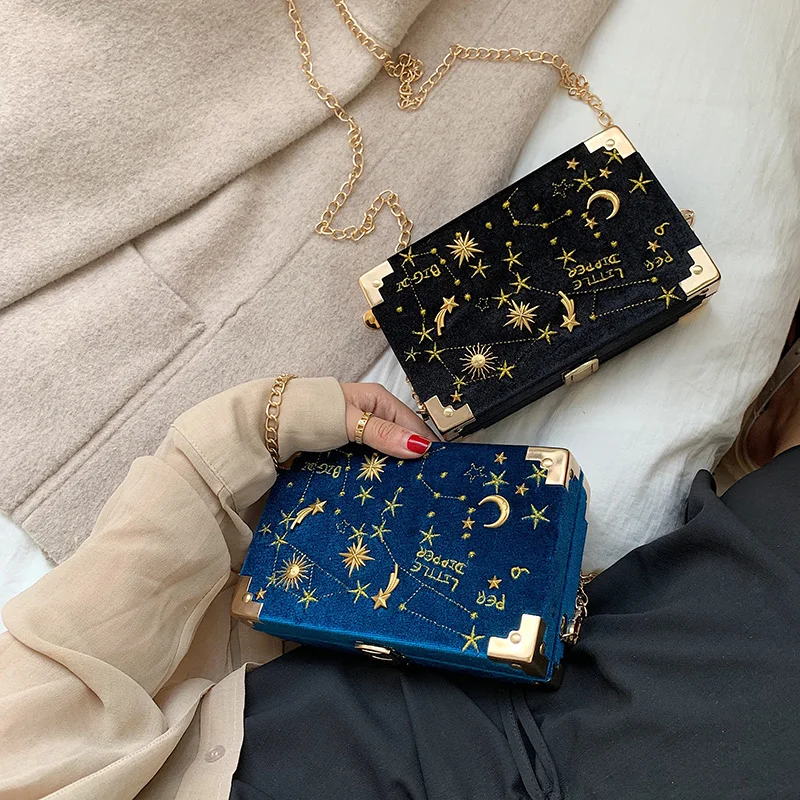 

Fashion Square Crossbody Bags for Women 2020 New Starry Rivet Bag Shoulder Bag Designer Luxury Suede Purse Chain Velvet Bag