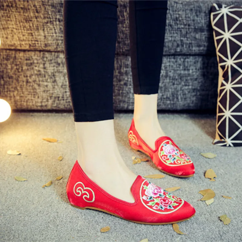 

Туфли женские хлопковые с вышивкой, блестящие, без застежки, заостренный носок, Цветочная вышивка, балетки, летняя повседневная прогулочная...