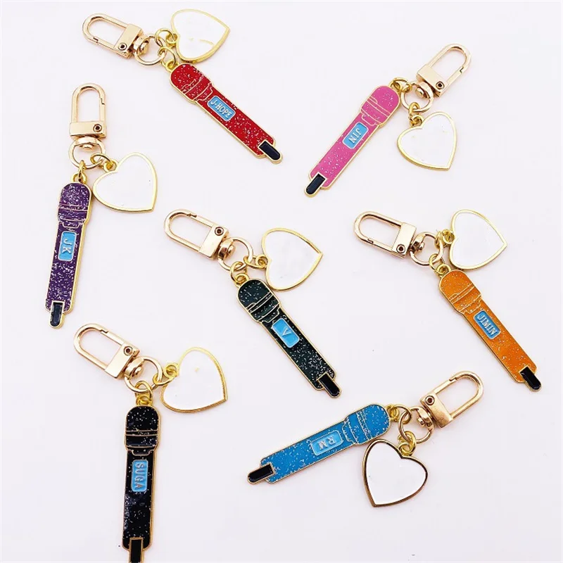 

KPOP Bangtan Boys Album Keychains Metal Pendant Microphone Accessories Keychain JUNGKOOK JIMIN SUGA V JIN JHOPE RM Bag Pendants