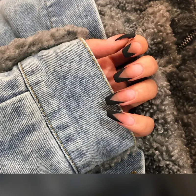 

24 шт., накладные ногти во французском стиле