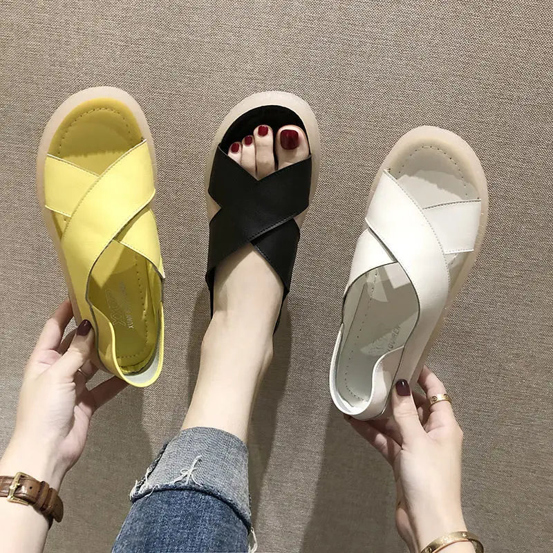 

Shoes Woman Two-wear Sandals 2021 New Flat-bottomed Crossover Student Soft-bottomed Tendon Bottom Non-slip, Safe and Comfortable