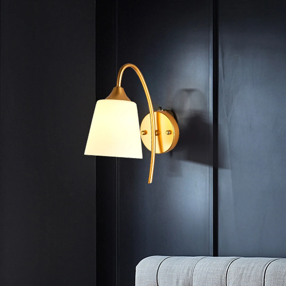 

Wall Lamp European Style Plated Iron Indoor Home Decor With Switch Night Durable DIY Simple Background For Bedroom Art Golden