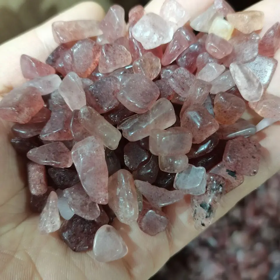 

Natural polished strawberry quartz tumbled gemstones crystal gravel stone for home decor