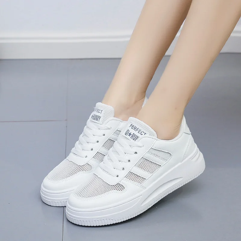 

2021 Summer New Women's Mesh White Shoes Versatile Student Breathable Fashion Casual Board Shoes