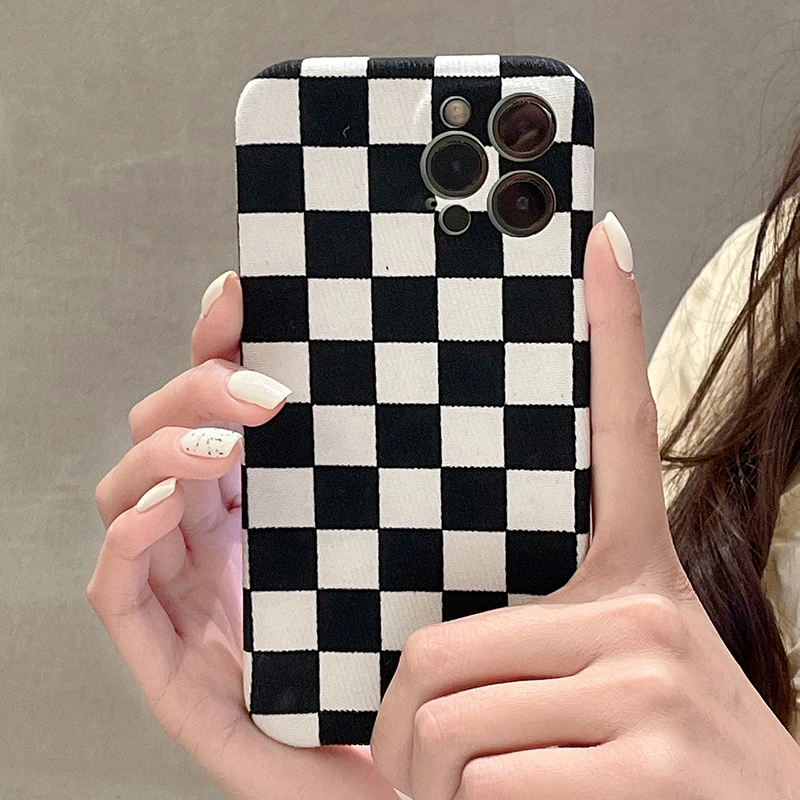 

Checkerboard Short Plush Phone Case For Huawei P50 P40 P30 Pro Mate 30 40 Pro Nova 7 6 5 Honor 30 Checked Cloth Shockproof Cover