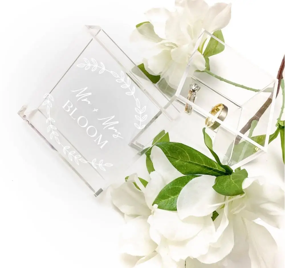 Шкатулка для обручального кольца акриловая на заказ | Дом и сад