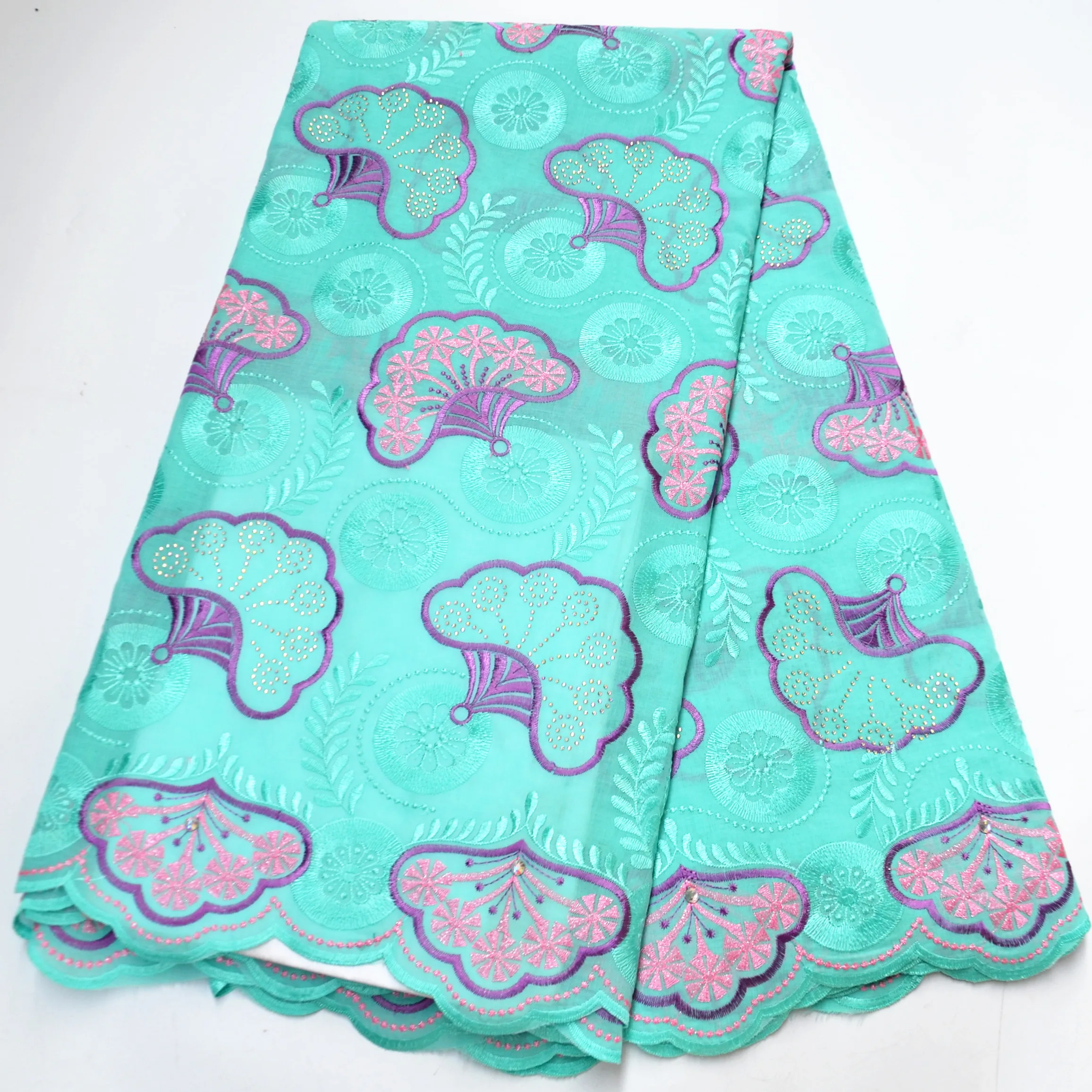 

African cotton Lace Fabric 2020 Wholesale Embroidery Cheap Swiss voile Flower Pattern Lace Fabric With Rhinestones